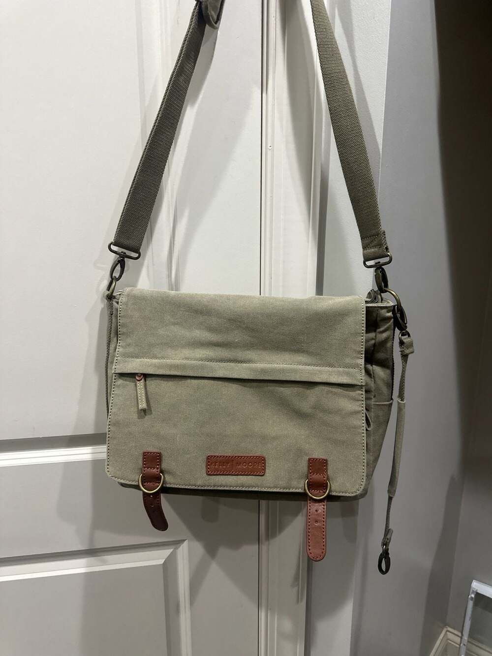 Kelly Moore Kate Sand Canvas Messenger Camera Bag